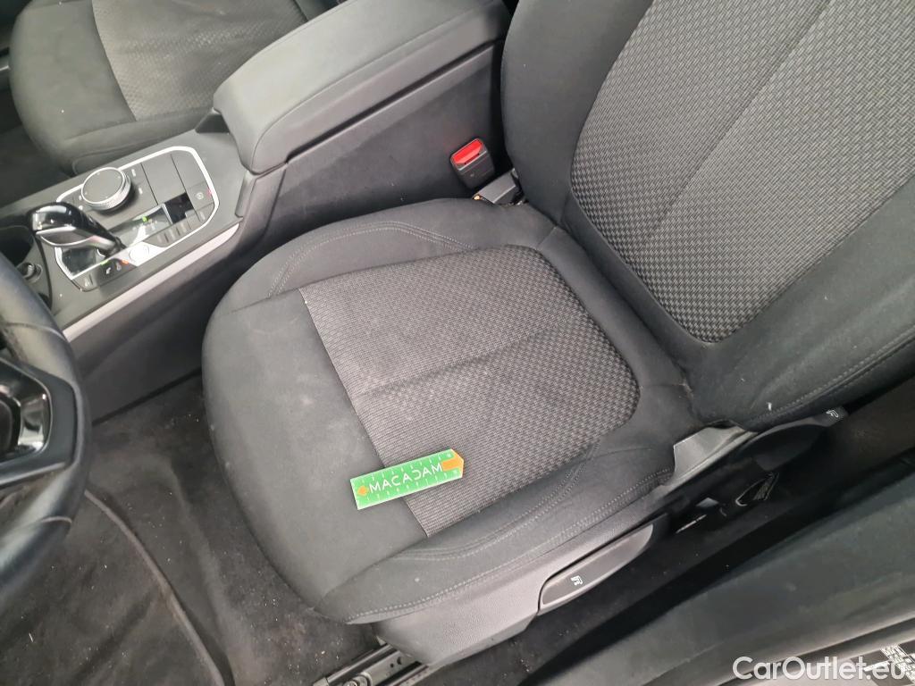  Bmw  Serie 1 BMW Série 1 / 2019 / 5P / Berline 116i DKG7 Business Design #2