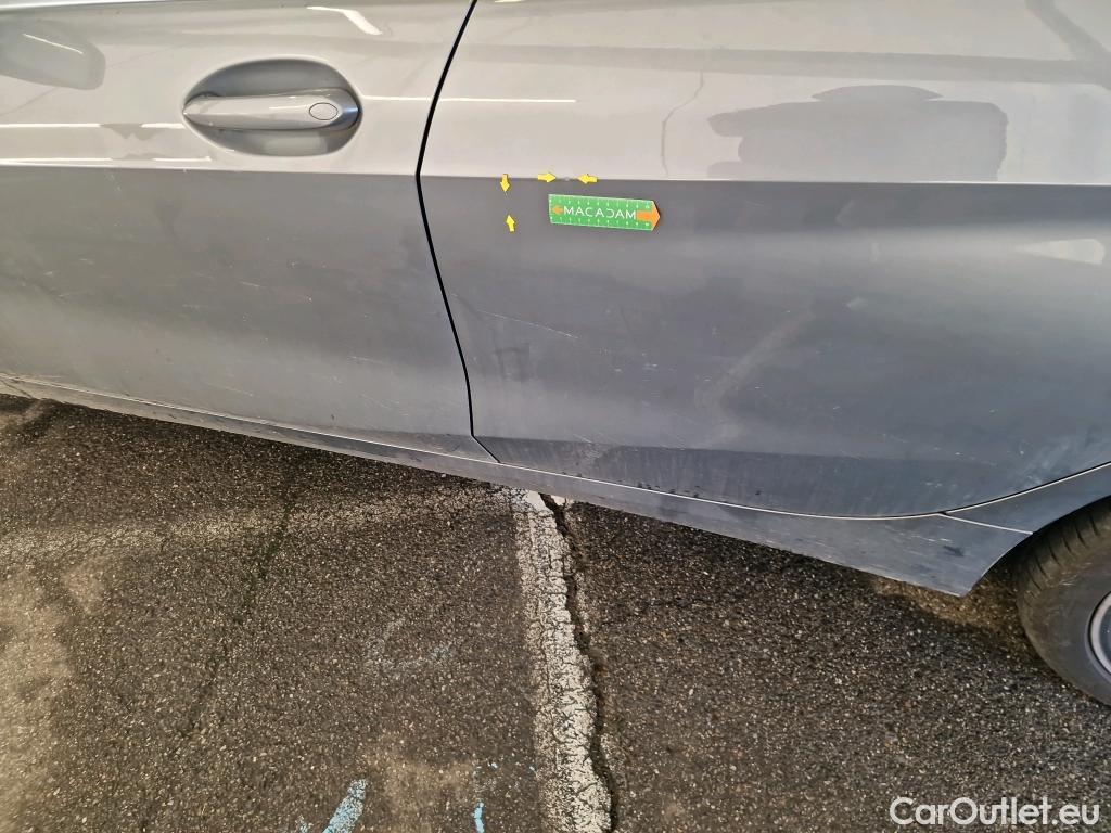  Bmw  Serie 1 BMW Série 1 / 2019 / 5P / Berline 116i DKG7 Business Design #16