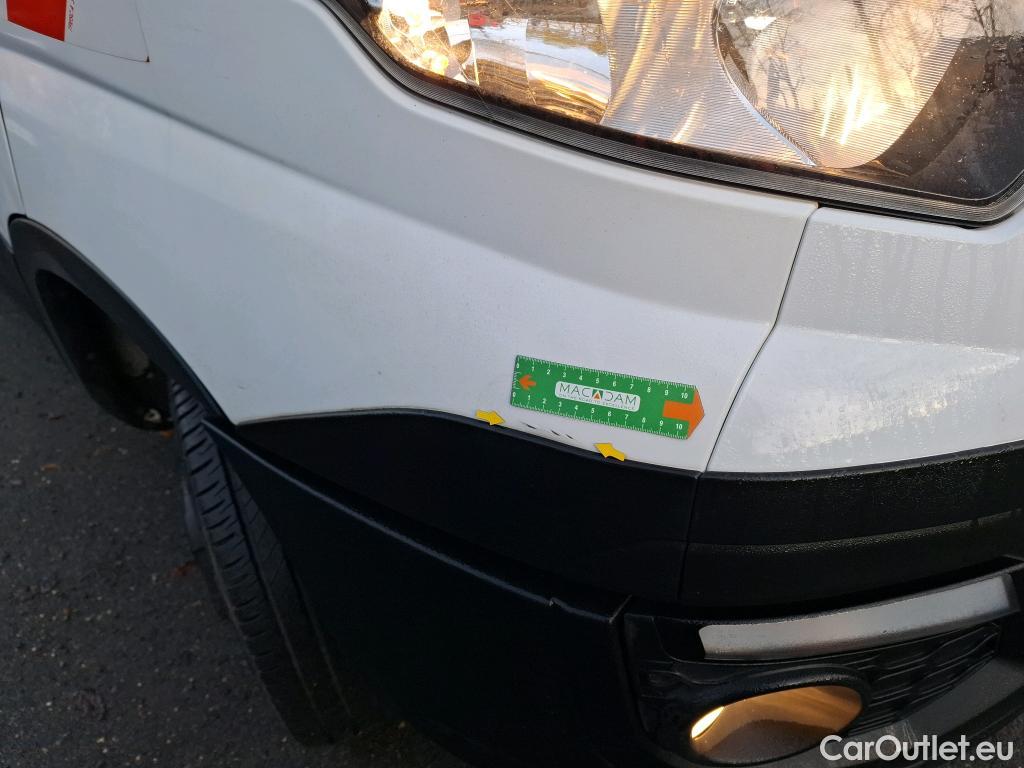  Iveco  Daily IVECO  VU 4p Châssis double cabine 2.3 35S14A8 D 4100 LEAF #3