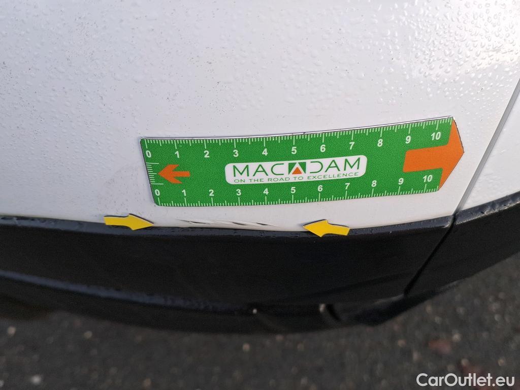  Iveco  Daily IVECO  VU 4p Châssis double cabine 2.3 35S14A8 D 4100 LEAF #4