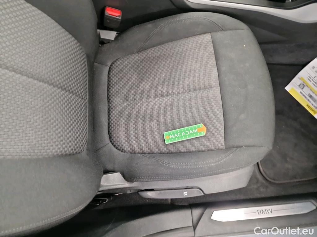  Bmw  Serie 1 BMW Série 1 / 2019 / 5P / Berline 116i DKG7 Business Design #7