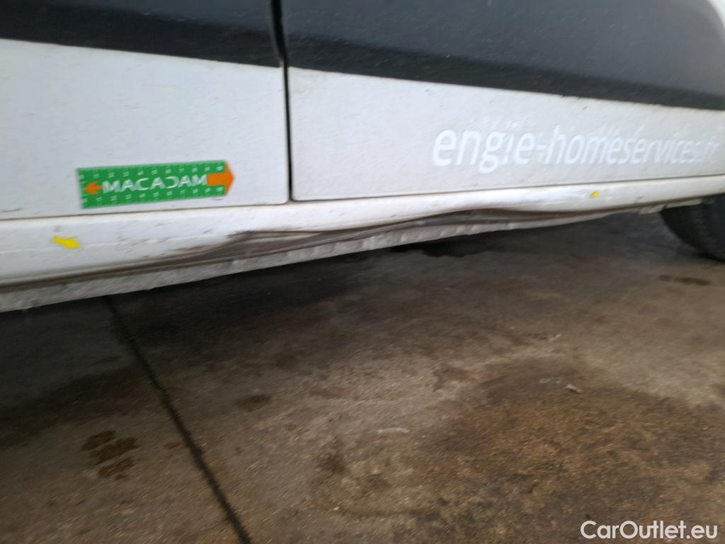  Citroen  Berlingo  Fourgon Club M 650 1.5 BlueHDi 75CV BVM5 E6dT #2