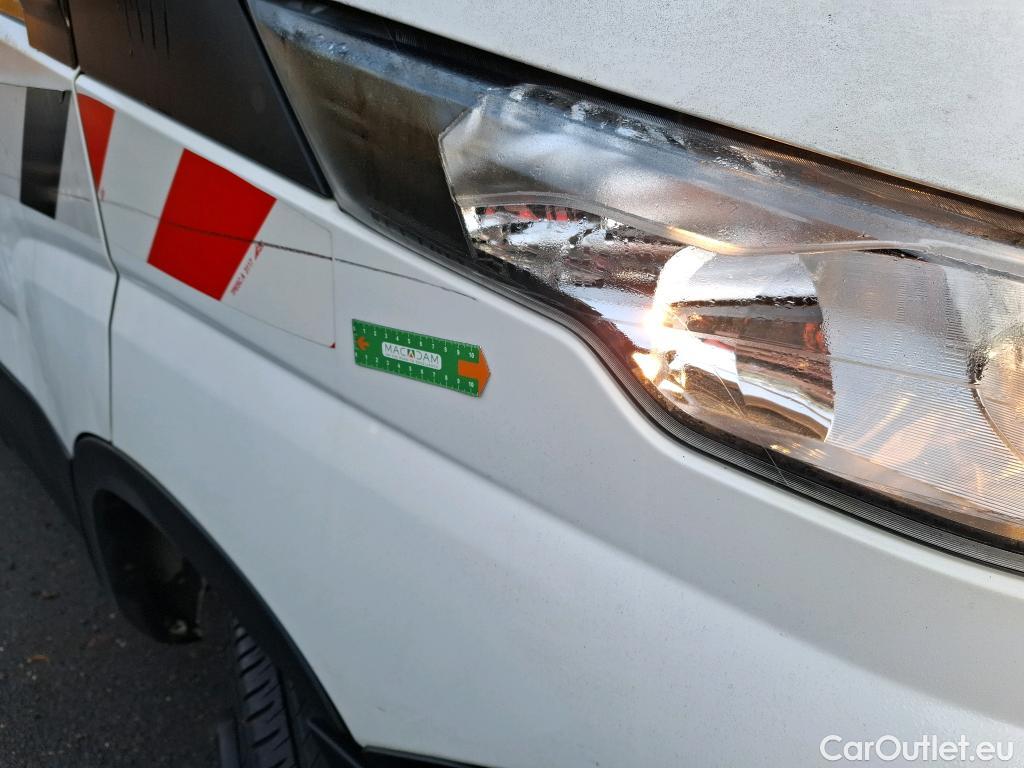  Iveco  Daily IVECO  VU 4p Châssis double cabine 2.3 35S14A8 D 4100 LEAF #1