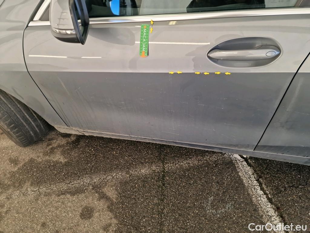  Bmw  Serie 1 BMW Série 1 / 2019 / 5P / Berline 116i DKG7 Business Design #8