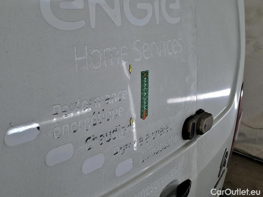  Citroen  Berlingo  Fourgon Club M 650 1.5 BlueHDi 75CV BVM5 E6dT #11