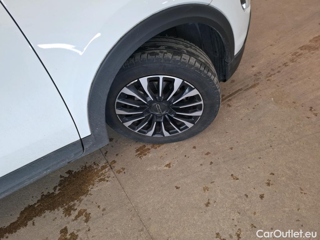  Fiat  500 FIAT X / 2018 / 5P / SUV 1.0 FFly T T3 120ch Cross #1