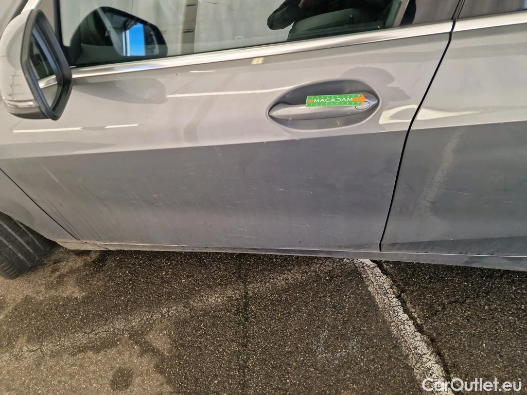  Bmw  Serie 1 BMW Série 1 / 2019 / 5P / Berline 116i DKG7 Business Design #15