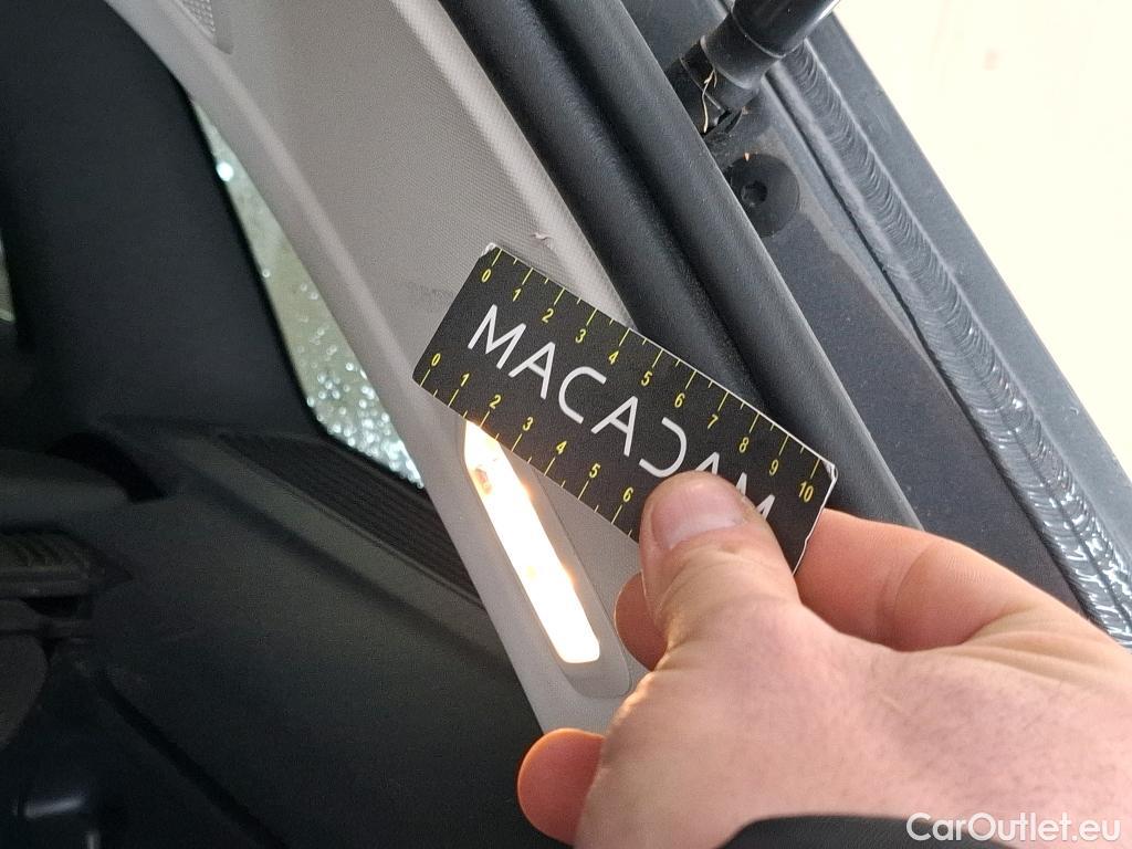  Mercedes  G-Klasee MERCEDES-BENZ GLC / 2019 / 5P / SUV 2.0 GLC 300 E BUSINESS LINE 4MATIC #25