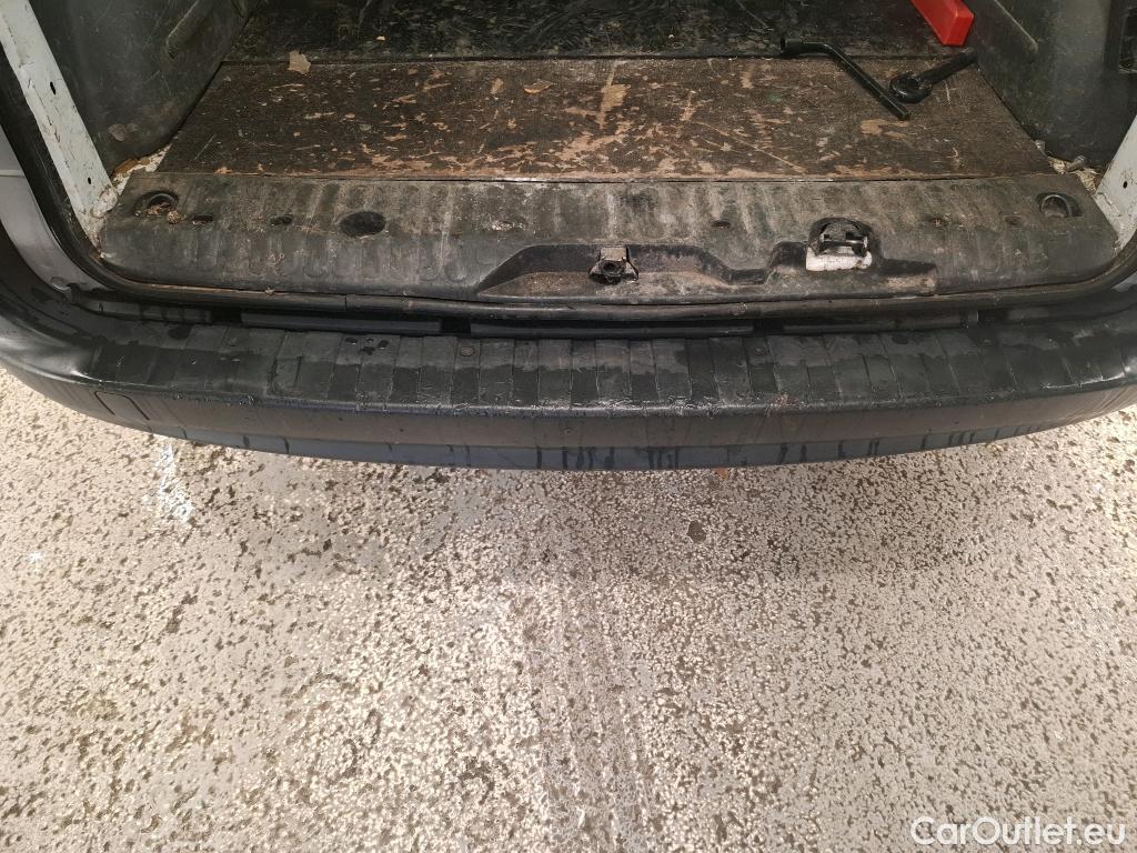  Renault  Kangoo  Express Maxi Confort - Cab. Appr. 1.5 dCi 90CV BVM5 E6 #44