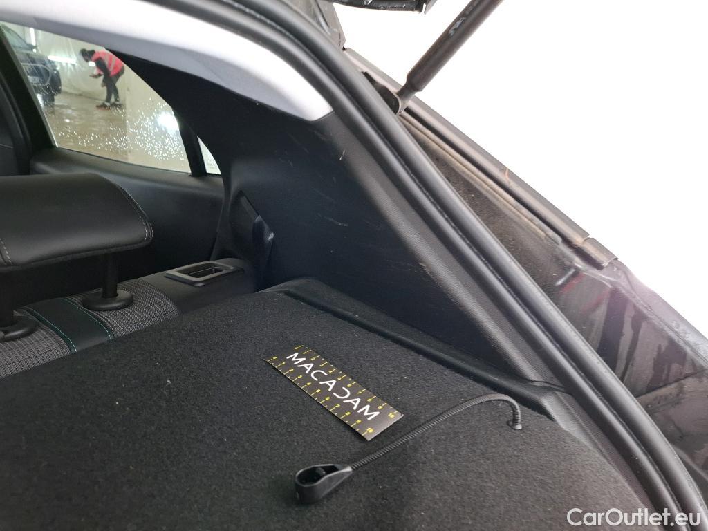  Peugeot  2008  Allure Business 1.5 HDi 130CV BVA8 E6d #5