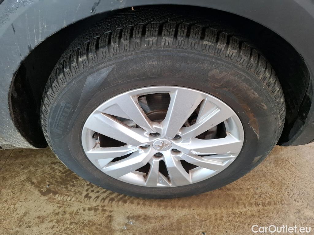  Peugeot  3008  II Active Pack 1.2 PureTech 130CV BVA8 E6d #37