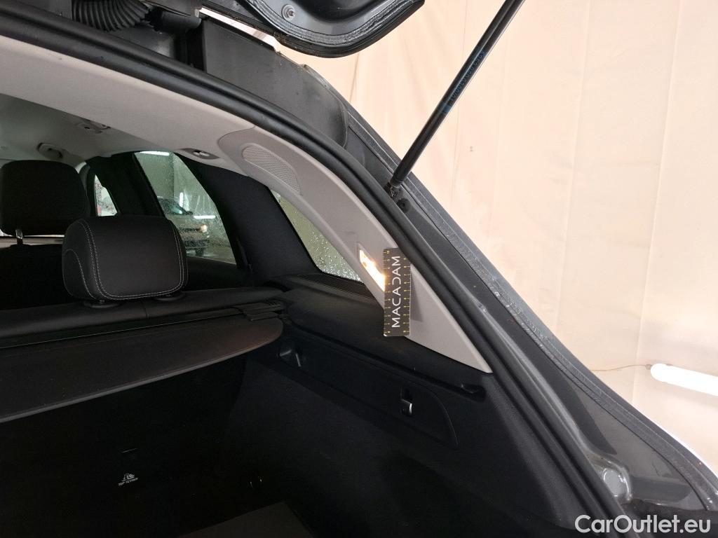  Mercedes  G-Klasee MERCEDES-BENZ GLC / 2019 / 5P / SUV 2.0 GLC 300 E BUSINESS LINE 4MATIC #24