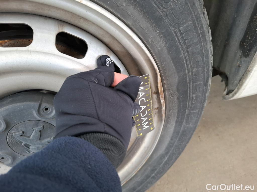  Peugeot  Partner  Premium L1 1.2 PureTech 110CV BVM6 E6d #27