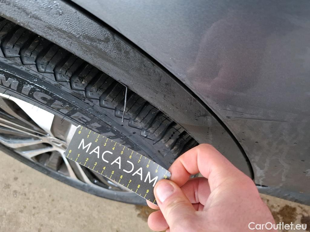  Mercedes  G-Klasee MERCEDES-BENZ GLC / 2019 / 5P / SUV 2.0 GLC 300 E BUSINESS LINE 4MATIC #17