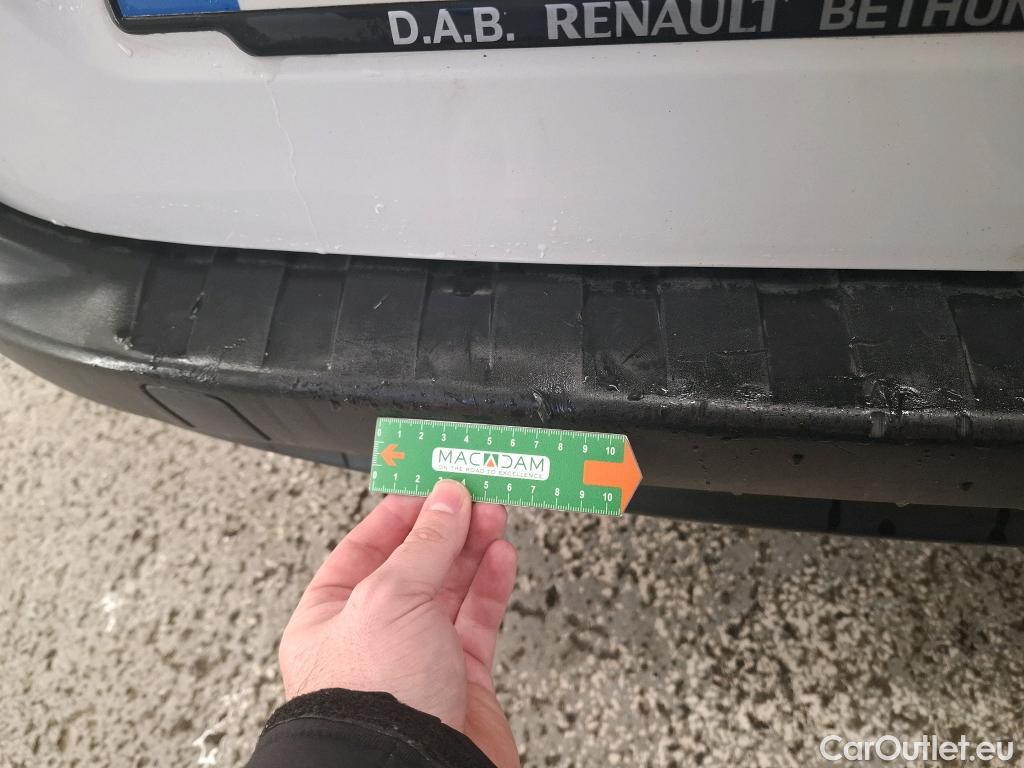  Renault  Kangoo  Express Maxi Confort - Cab. Appr. 1.5 dCi 90CV BVM5 E6 #27