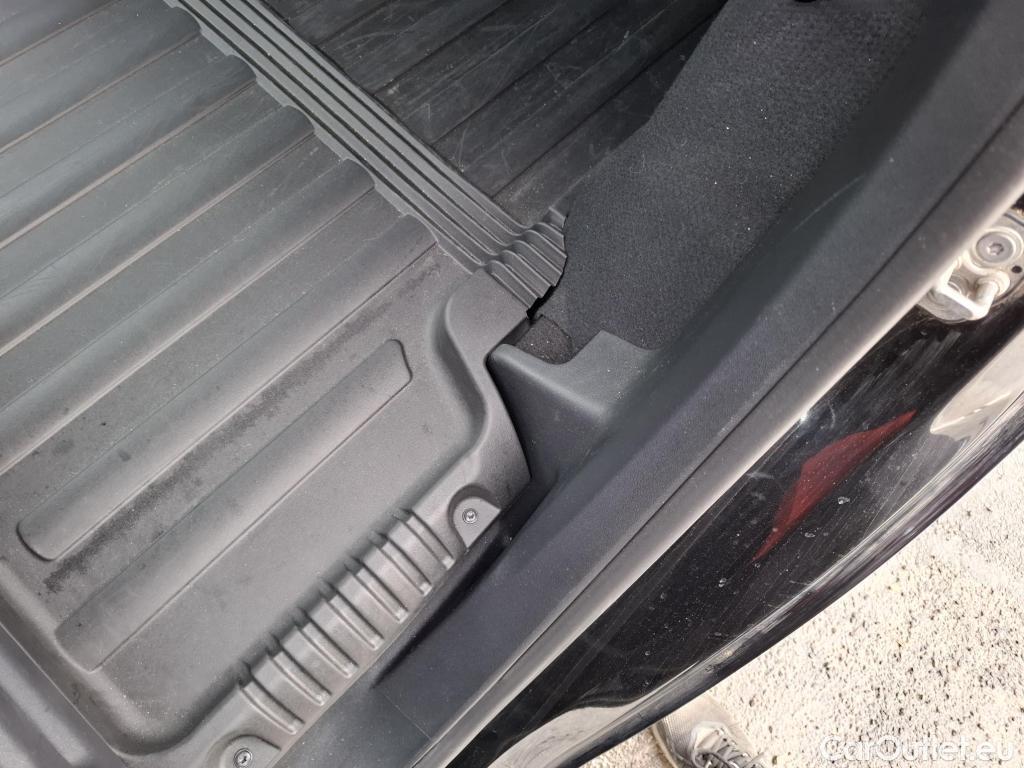  Peugeot  208  Affaire Premium Pack 1.5 HDi 100CV BVM5 E6dT #29