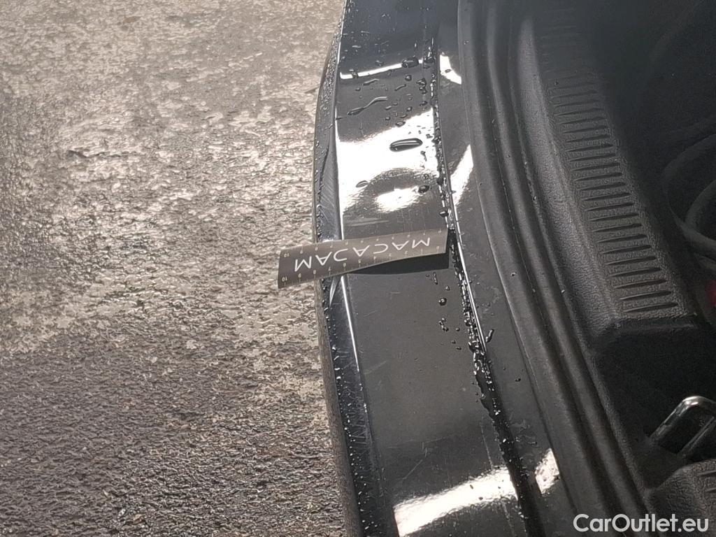  Mercedes  A-Klasse MERCEDES-BENZ Classe A Compact / 2018 / 5P / Berline A 250 e Business Line 8G-DCT #3