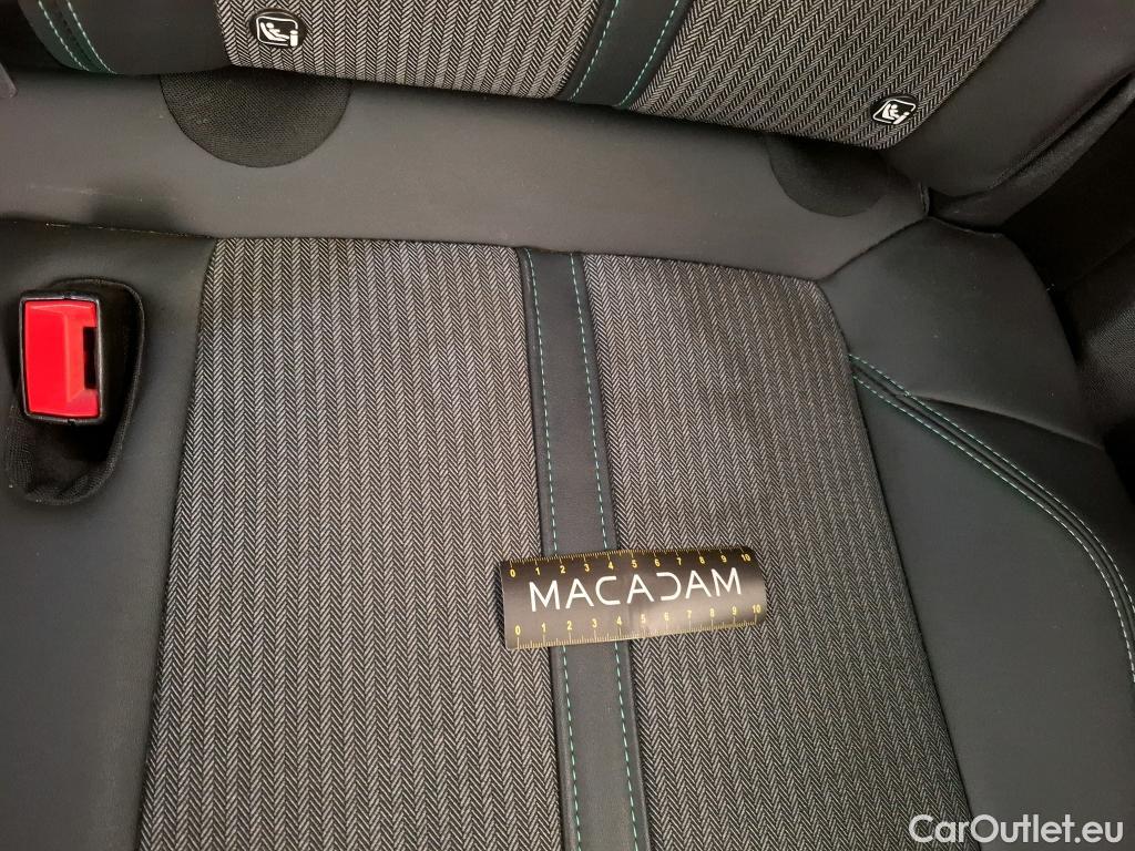  Peugeot  3008  Allure Pack 1.5 HDi 130CV BVA8 E6d #19