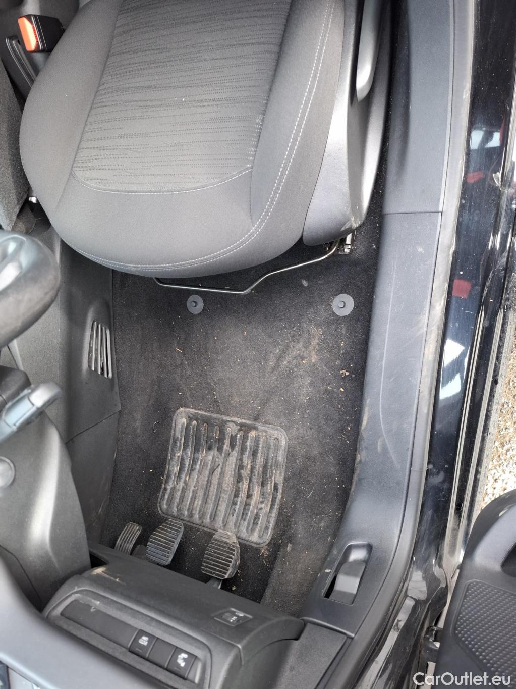  Peugeot  208  Affaire Premium Pack 1.5 HDi 100CV BVM5 E6dT #32