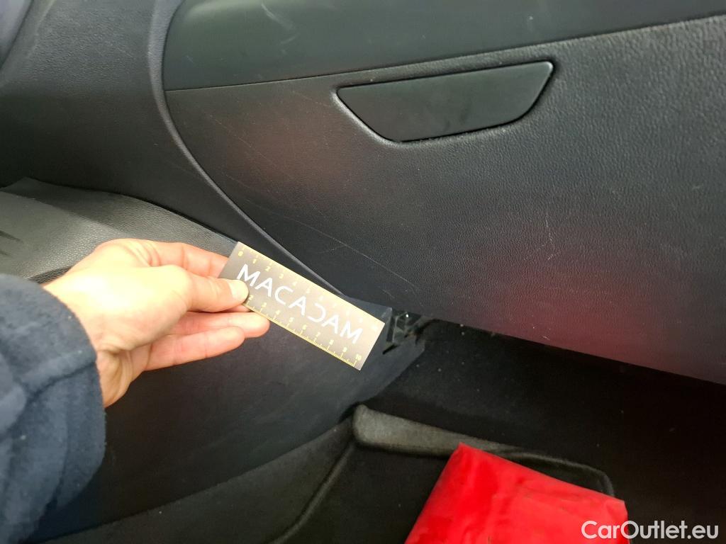  Renault  Captur  5p Crossover Business dCi 90 / TRANSFO VP/VF #17