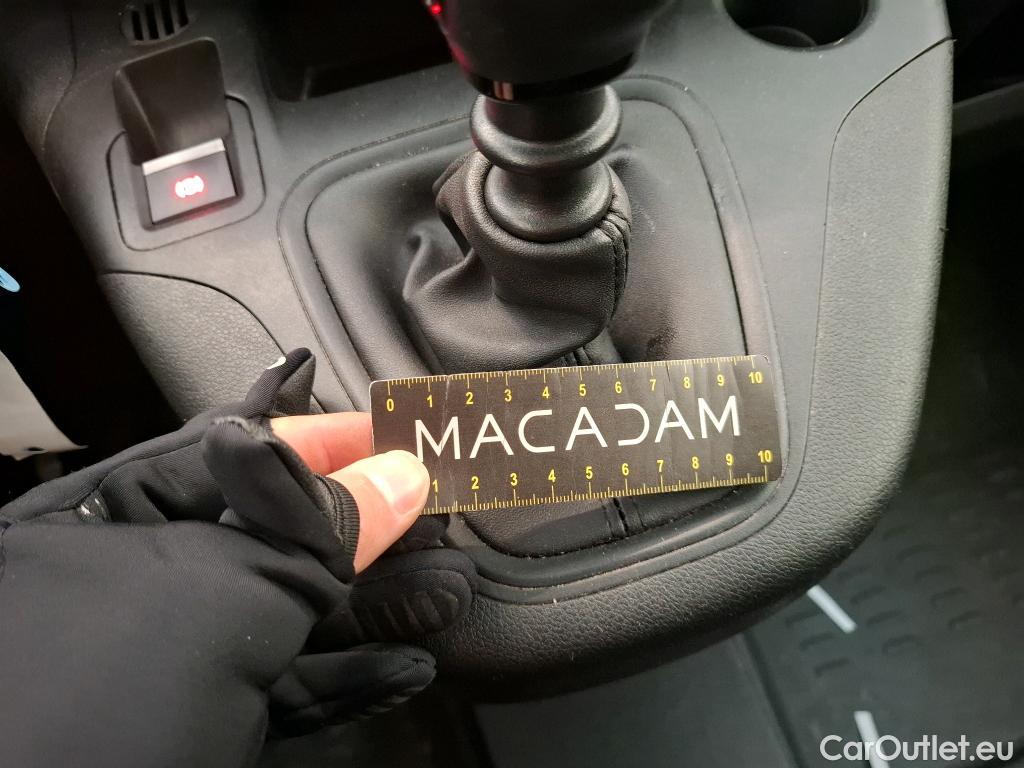  Peugeot  Partner  Premium L1 1.2 PureTech 110CV BVM6 E6d #37