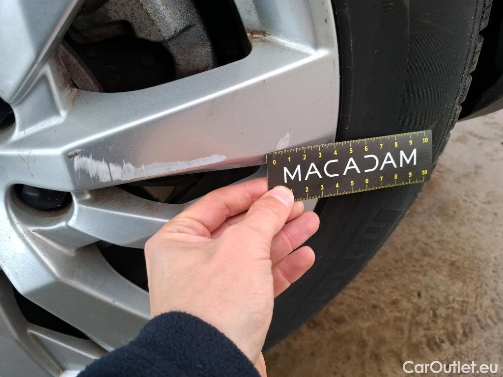  Peugeot  3008  II Active Pack 1.2 PureTech 130CV BVA8 E6d #40