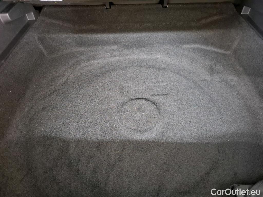  Peugeot  3008  Hybrid 136 Allure 1.2 135CV BVA6 6E #7