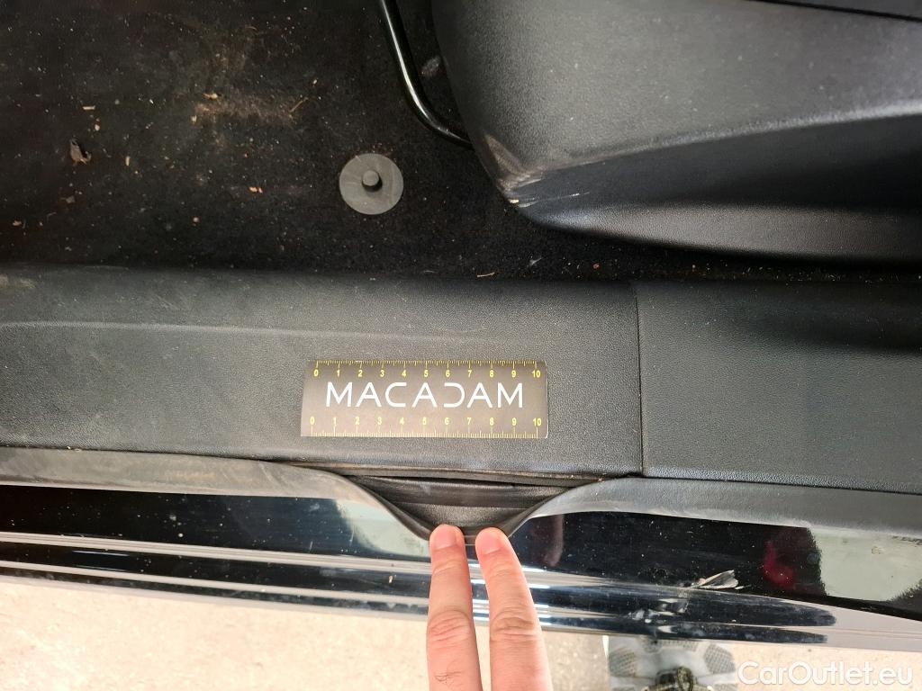  Peugeot  208  Affaire Premium Pack 1.5 HDi 100CV BVM5 E6dT #15