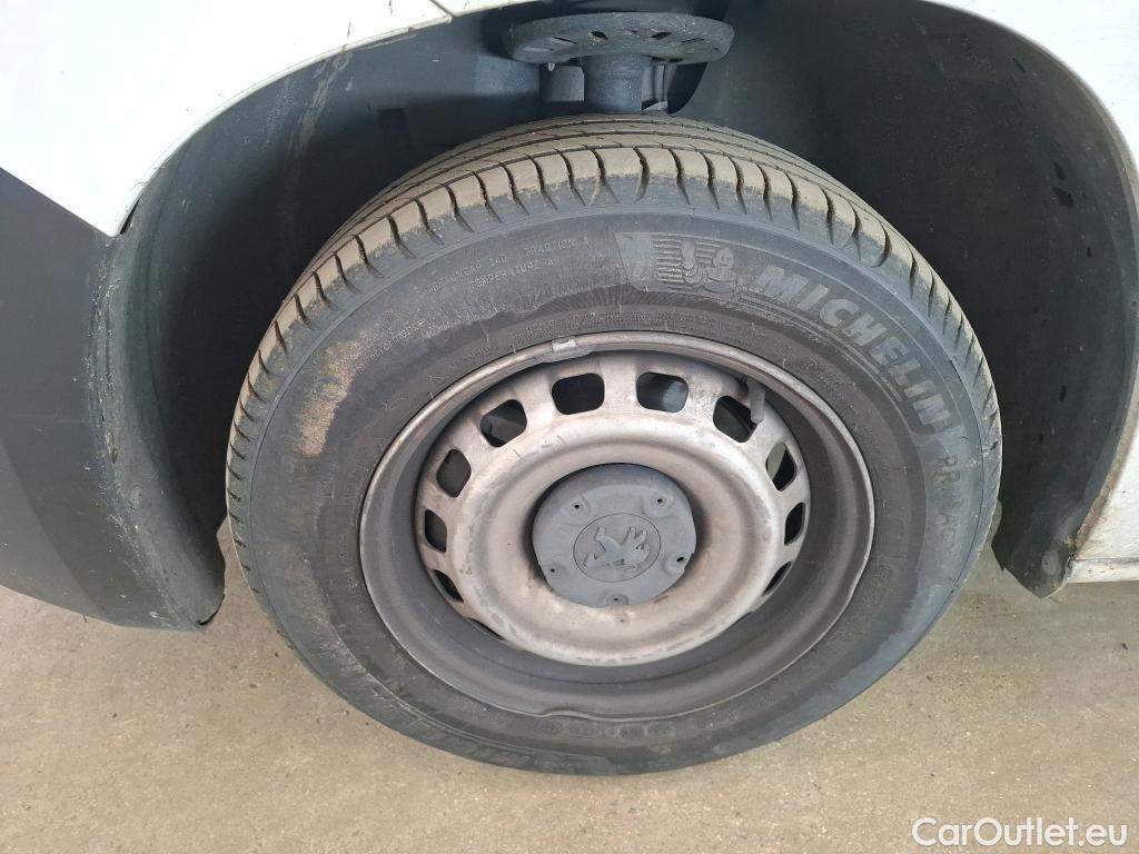  Peugeot  Partner  Premium L1 1.2 PureTech 110CV BVM6 E6d #33