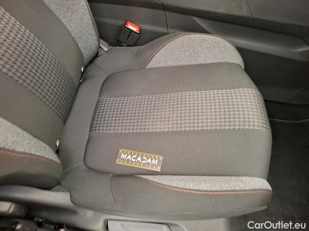  Peugeot  3008  II Active Pack 1.2 PureTech 130CV BVA8 E6d #26