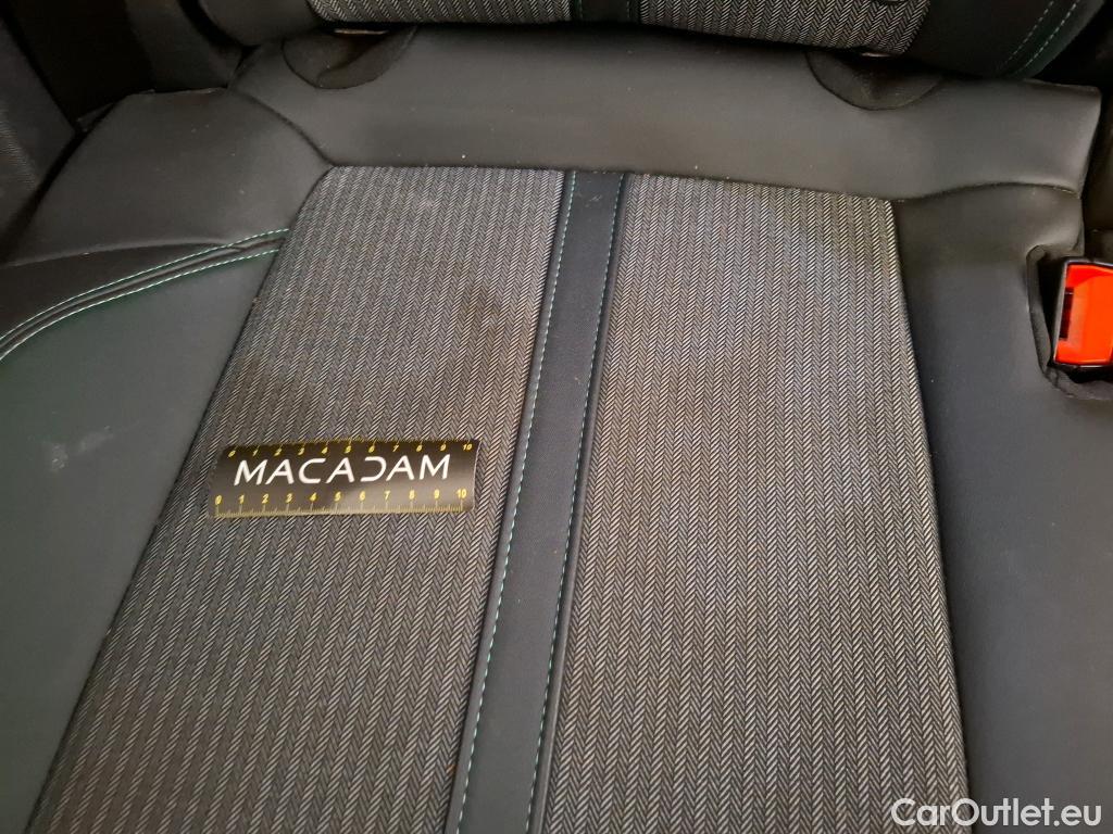  Peugeot  3008  Allure Pack 1.5 HDi 130CV BVA8 E6d #20