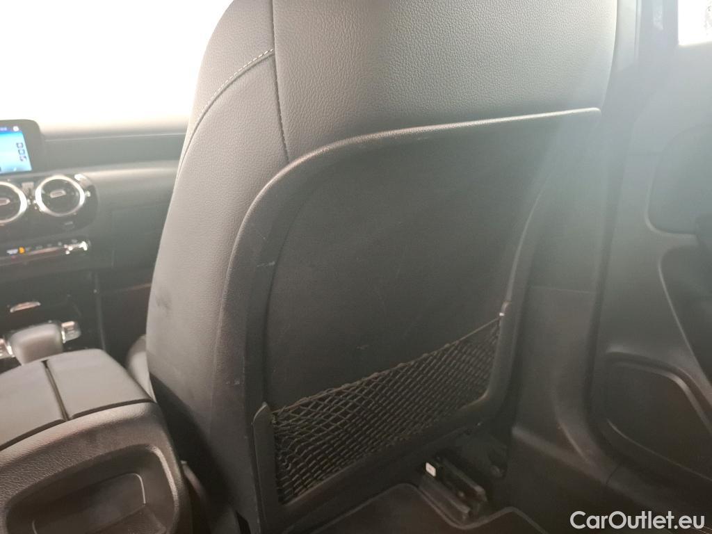  Mercedes  A-Klasse MERCEDES-BENZ Classe A Compact / 2018 / 5P / Berline A 250 e Business Line 8G-DCT #8