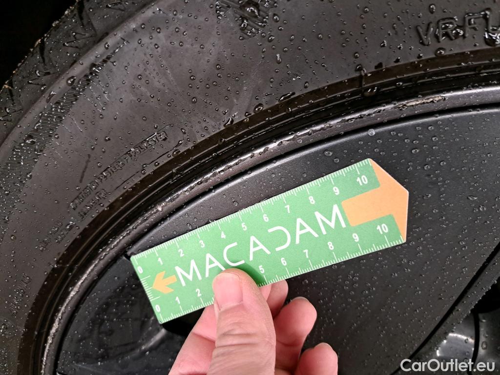  Tesla  Model 3 TESLA  / 2018 / 4P / Berline Grande Autonomie Dual Motor AWD #18