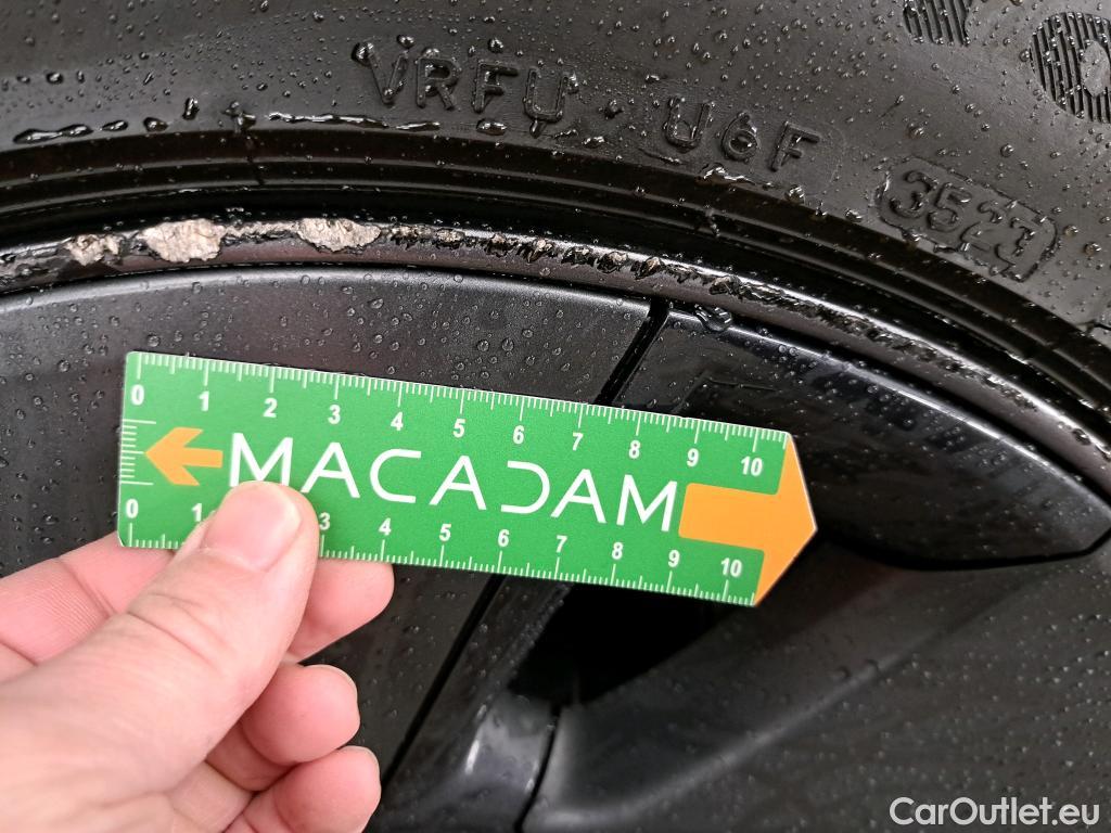  Tesla  Model 3 TESLA  / 2018 / 4P / Berline Grande Autonomie Dual Motor AWD #10