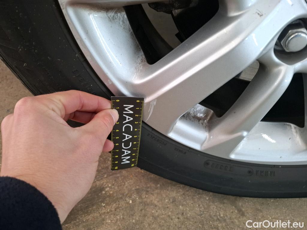  Toyota  Yaris Cross TOYOTA  Hybride / 2021 / 5P / SUV 1.5 HYBRID 116H DYNAMIC BUSINESS BEYOND #10