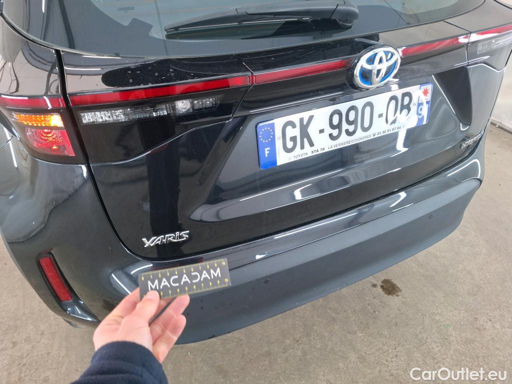  Toyota  Yaris Cross TOYOTA  Hybride / 2021 / 5P / SUV 1.5 HYBRID 116H DYNAMIC BUSINESS BEYOND #25
