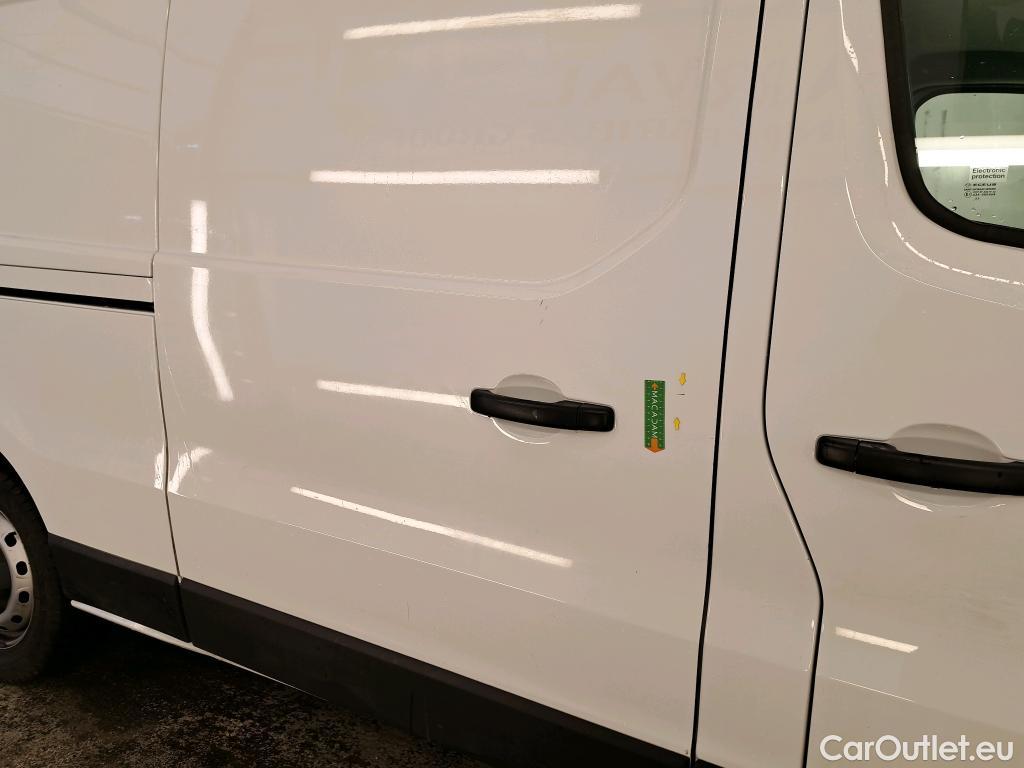  Renault  Trafic  Fourgon L2H1 3T Grand Confort 2.0 dCi 130CV BVM6 E6d #8
