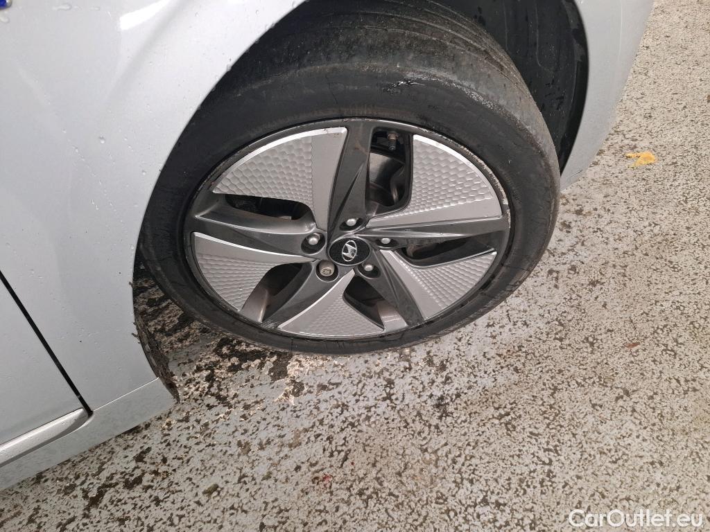  Hyundai   Ioniq Ioniq Business Hybrid 1.6 GDI 140CV BVA6 E6 #1