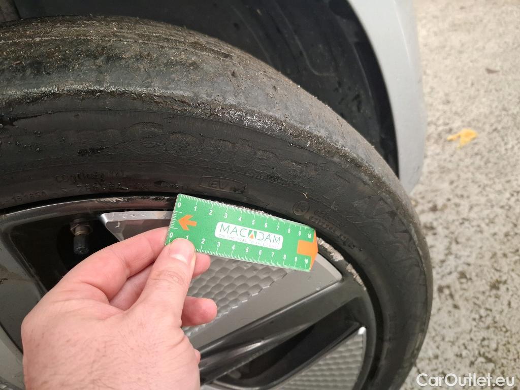  Hyundai   Ioniq Ioniq Business Hybrid 1.6 GDI 140CV BVA6 E6 #34