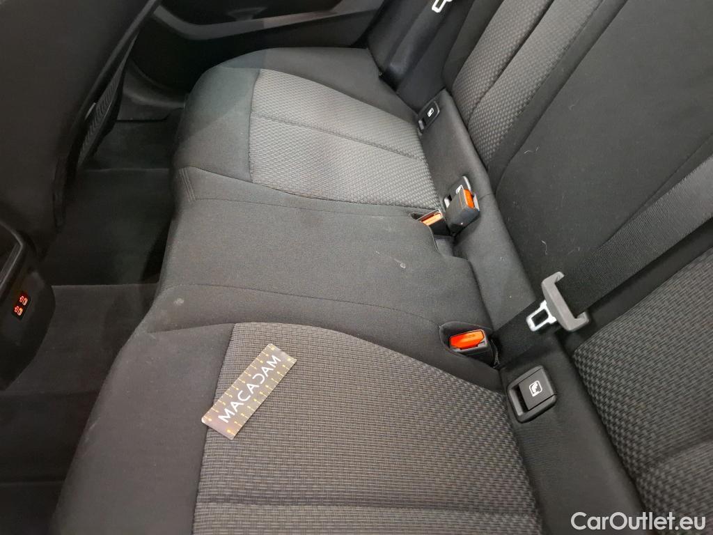  Bmw  Serie 1 BMW Série 1 2019 5P  Berline 116i DKG7 Business Design #10