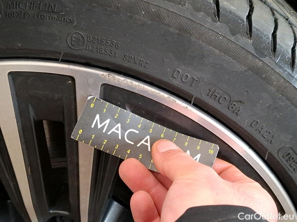  Bmw  Serie 1 BMW Série 1 2019 5P  Berline 116i DKG7 Business Design #14