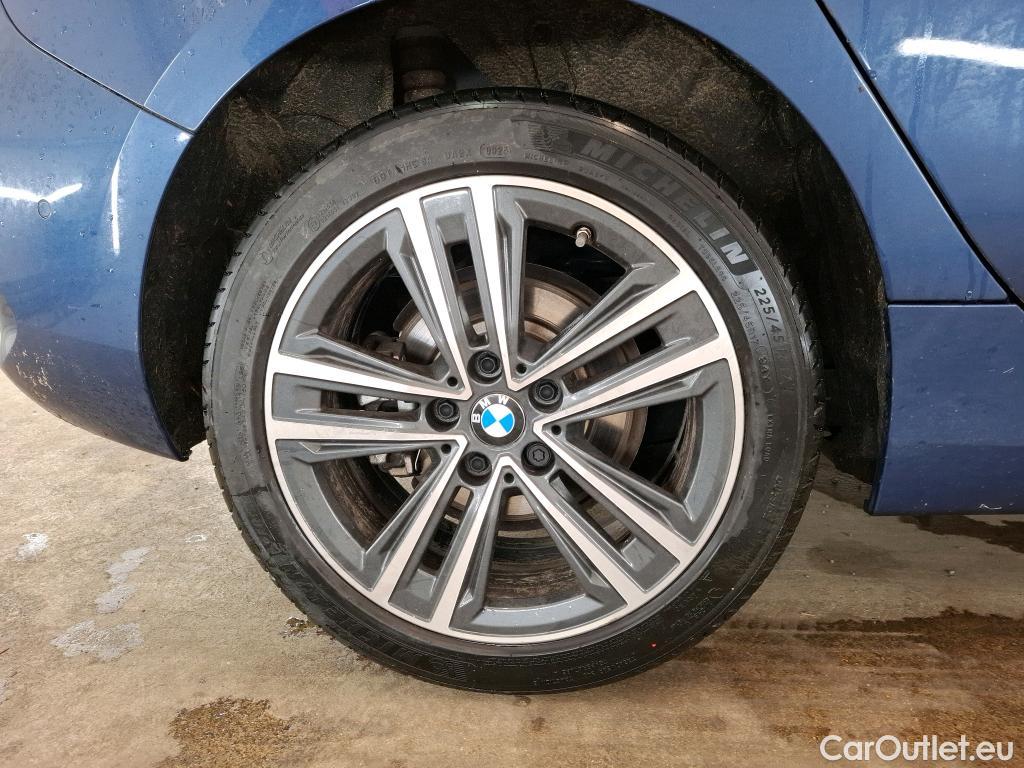  Bmw  Serie 1 BMW Série 1 2019 5P  Berline 116i DKG7 Business Design #8