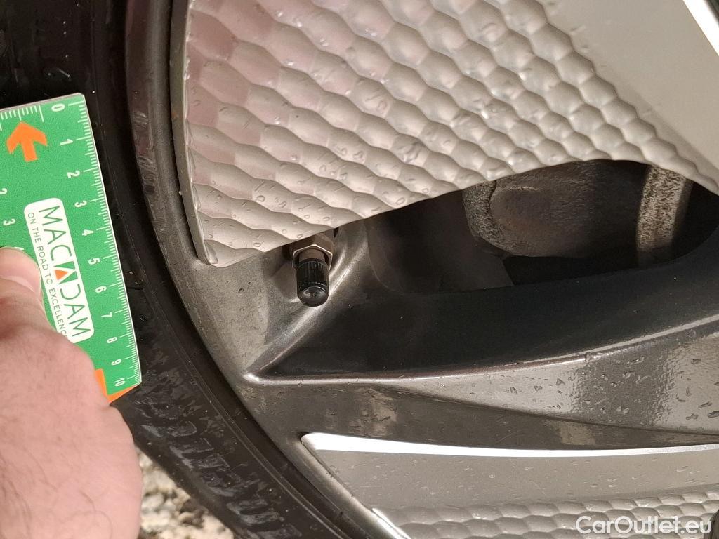  Hyundai   Ioniq Ioniq Business Hybrid 1.6 GDI 140CV BVA6 E6 #41