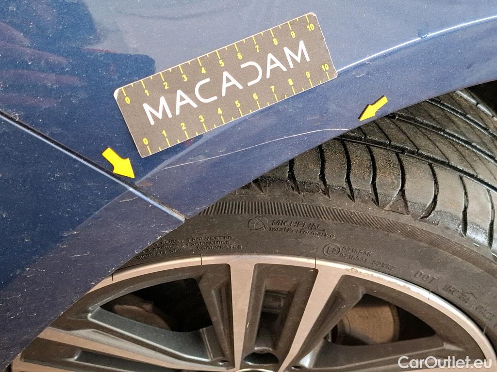  Bmw  Serie 1 BMW Série 1 2019 5P  Berline 116i DKG7 Business Design #2