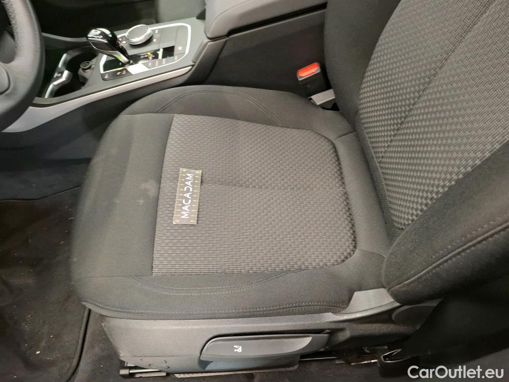  Bmw  Serie 1 BMW Série 1 2019 5P  Berline 116i DKG7 Business Design #9