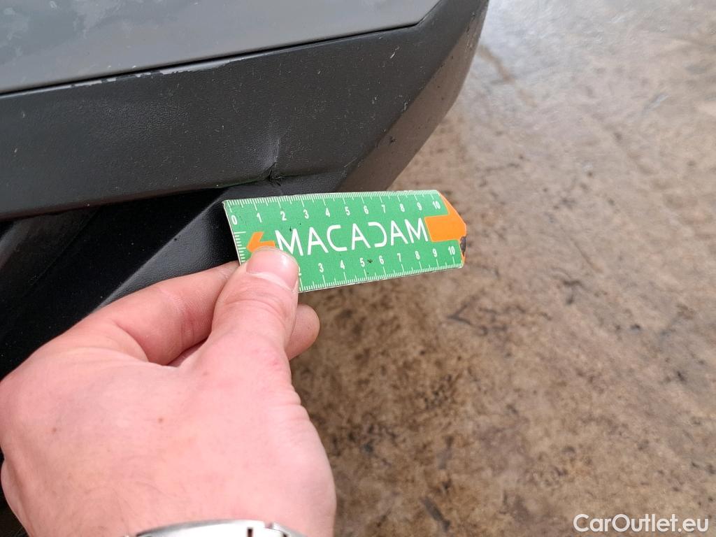  Nissan  Qashqai NISSAN  / 2021 / 5P / Crossover 1.3 MHEV 140 Business Edition #9