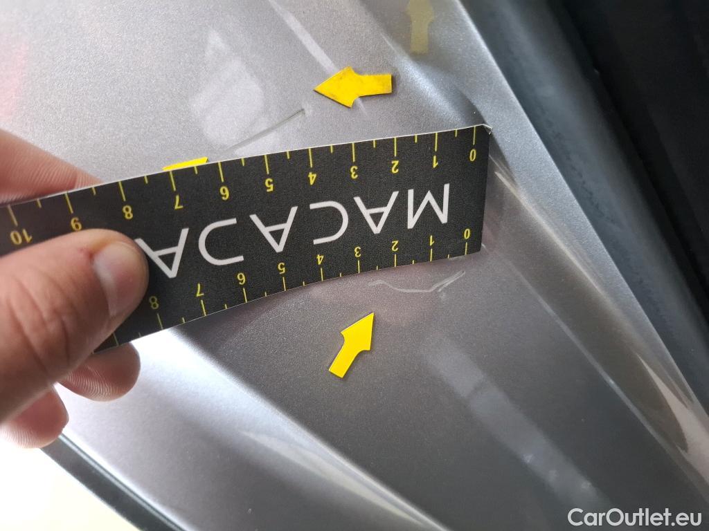  Toyota  C-HR TOYOTA  / 2016 / 5P / SUV 2.0 HYBRIDE 184 DISTINCTIVE #10