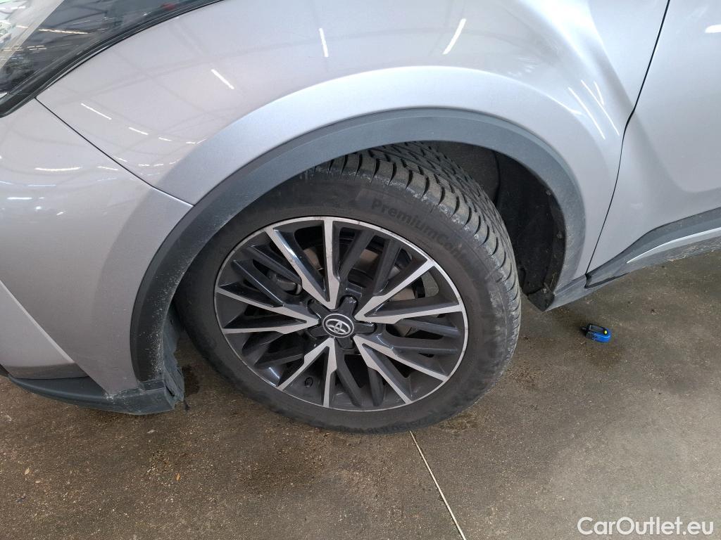  Toyota  C-HR TOYOTA  / 2016 / 5P / SUV 2.0 HYBRIDE 184 DISTINCTIVE #13