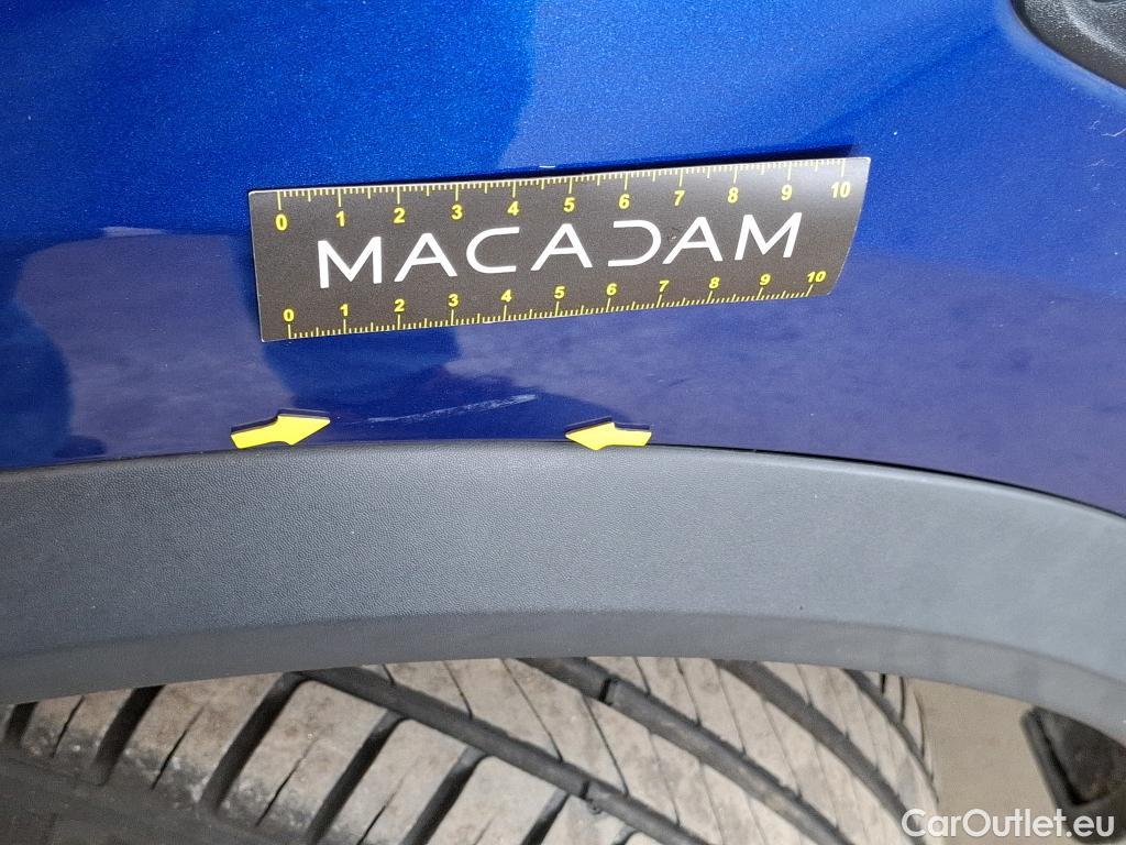  Renault  Captur  II Business 1.5 dCi 115CV BVA7 E6dT #24