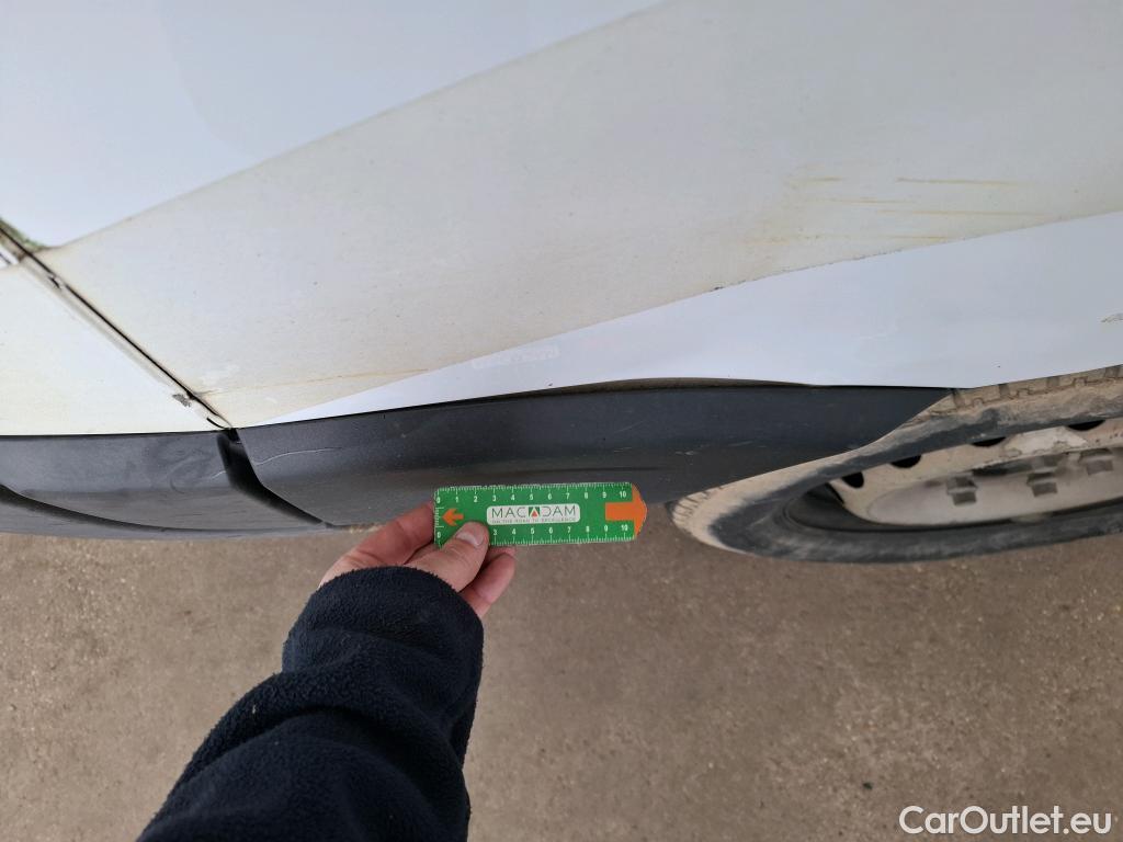  Renault  Master  III Fourgon L2H2 3 5 Grand Confort dCi 135CV BVM6 7 Sieges E5 #68